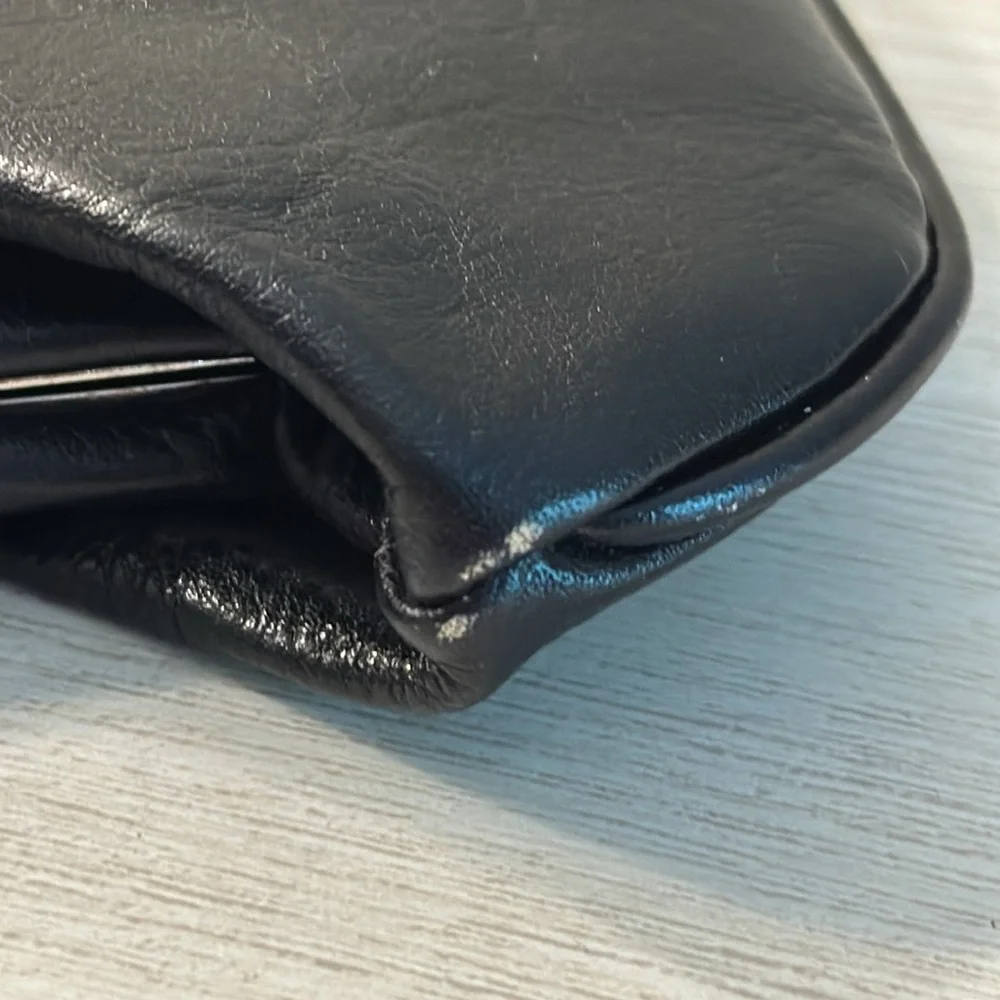 HOBO Kisslock Triple Chain Leather Bag in Black - Picture 6 of 6